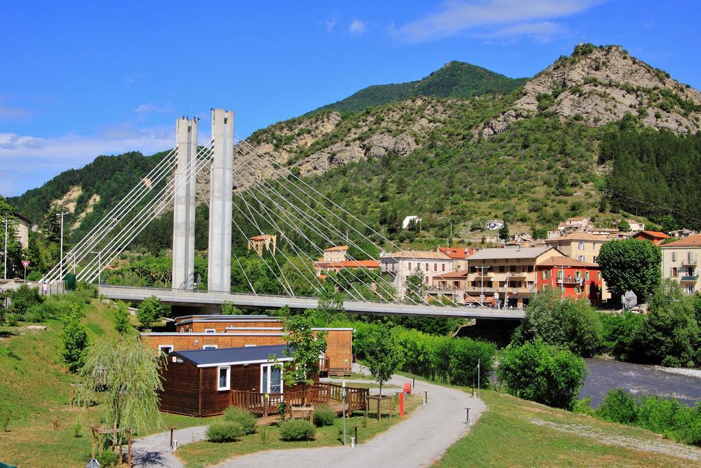 Camping Lou Gourdan Ξενοδοχείο Puget-Théniers Εξωτερικό φωτογραφία